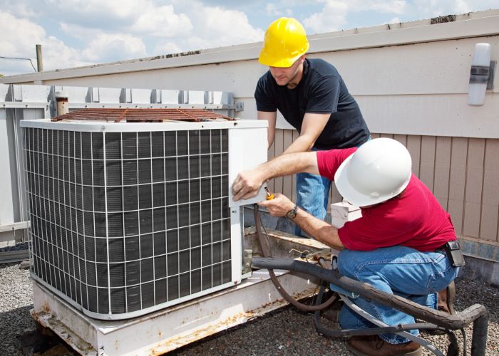RI air conditioning service technicians